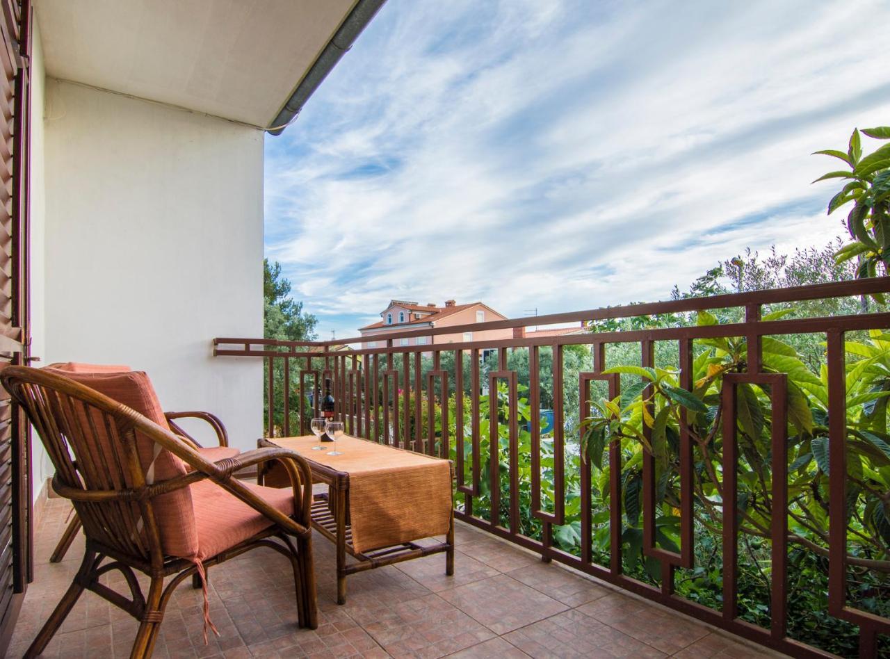Apartments Emil 769 Фажана Экстерьер фото
